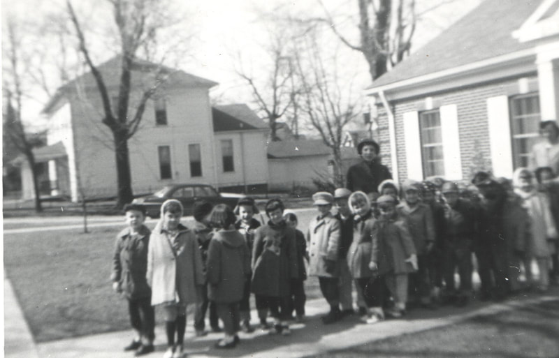 Pike County, Indiana, Robert R. Davis Family, Group of Children In Front of Barrett Memorial Library, Petersburg, Indiana