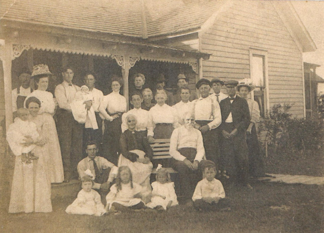 Pike County, Indiana, Unidentified Groups/Couples, Family Reunion Photo In Front of Home
