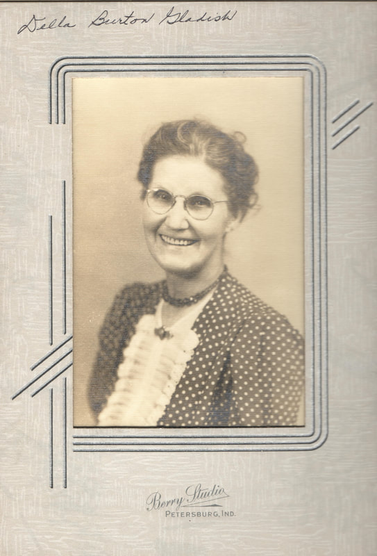 Pike County, Indiana, Col. Isaac O. Gladish Collection, Woman with Glasses, Della Burton Gladish, Berry Studio, Petersburg, Indiana