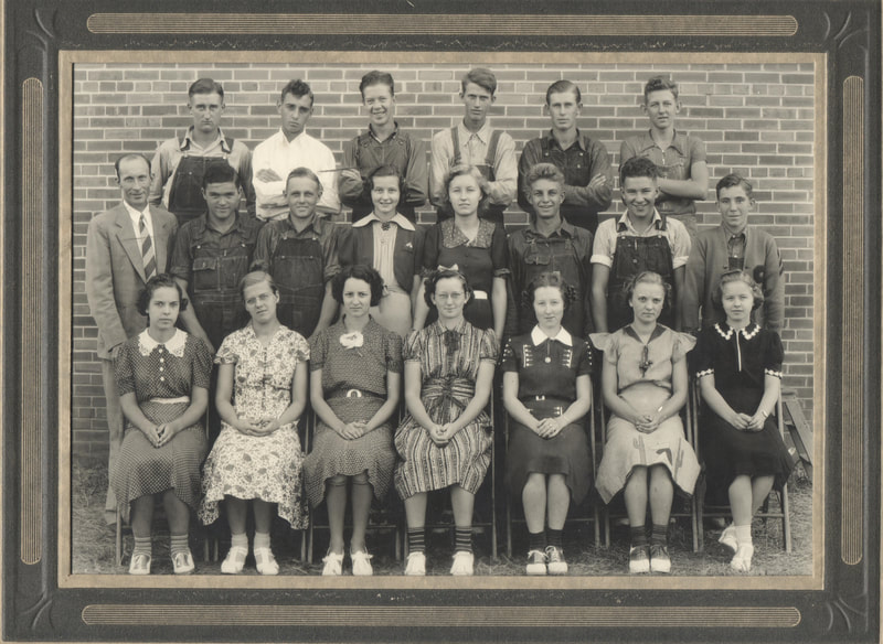 Pike County, Indiana, Stendal High School, Class Photo, 1938-39